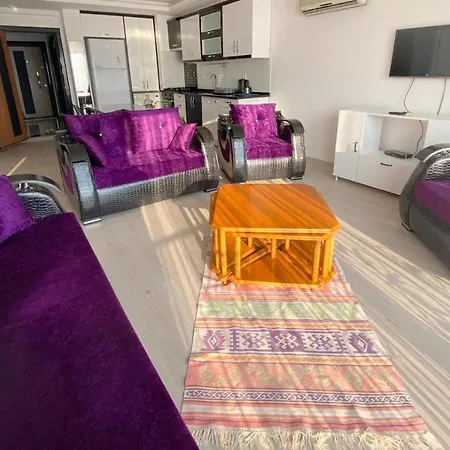 Merkez Deniz Manzarali Daire Apartmán *